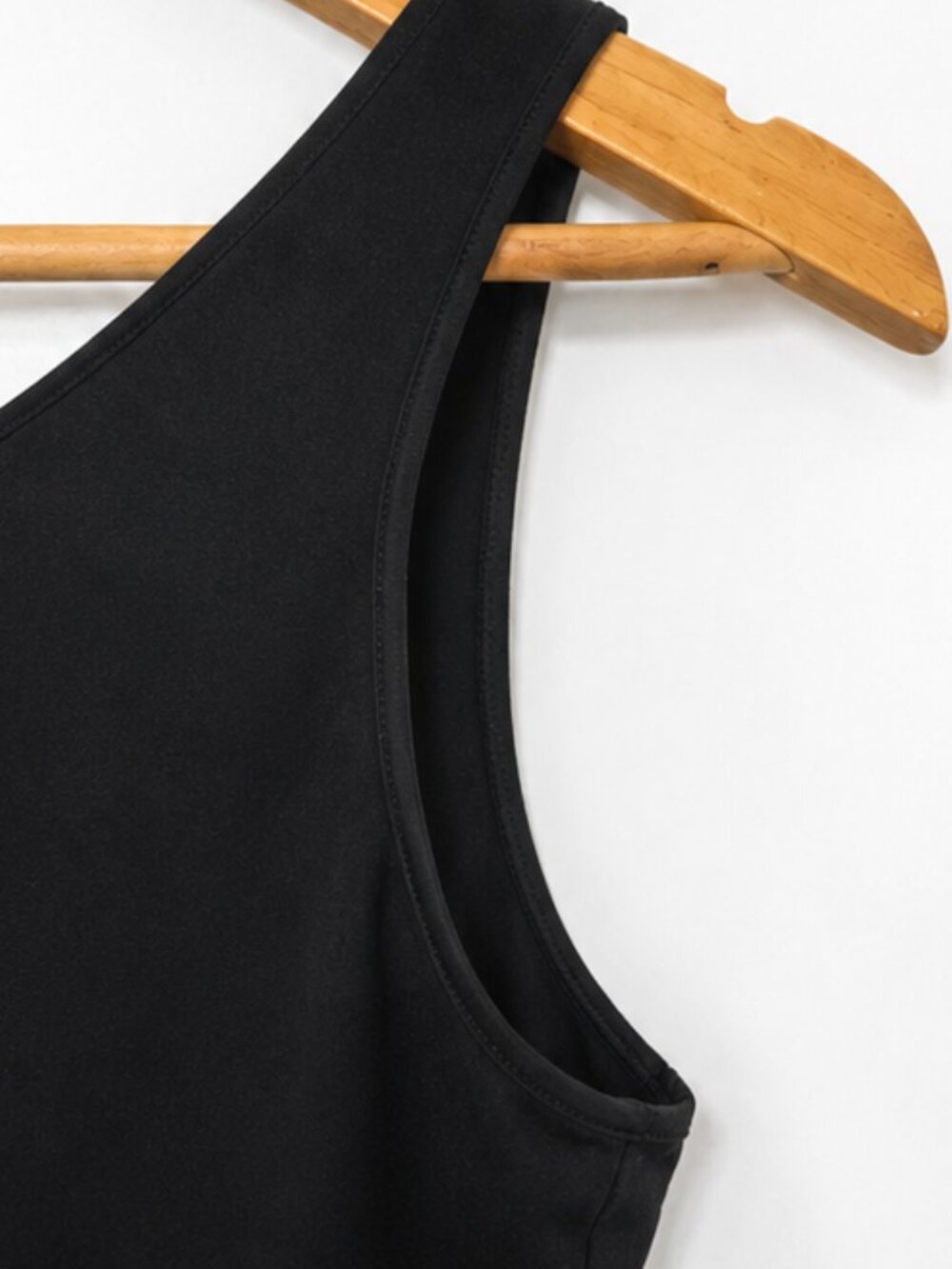Black Sleeveless V-Neck Bodysuit Size M Stretch Polyester Spandex - Picture 6 of 8